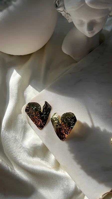 women's earrings with tear drop -Cassia heart earrings