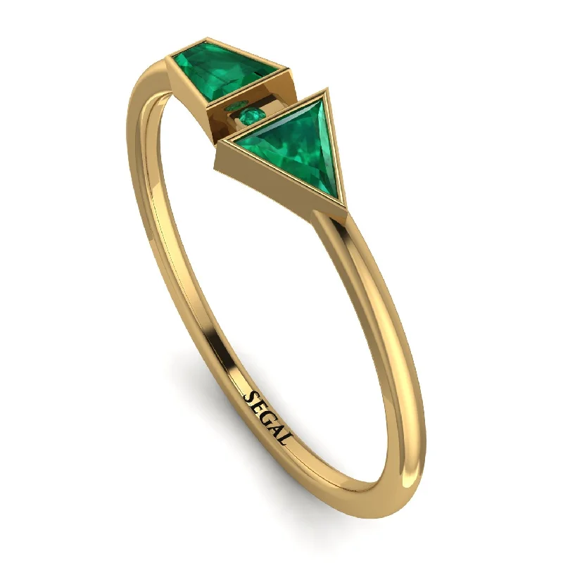 women's rings trendy -Geometrical Arrow Emerald Ring - Gracie No. 19