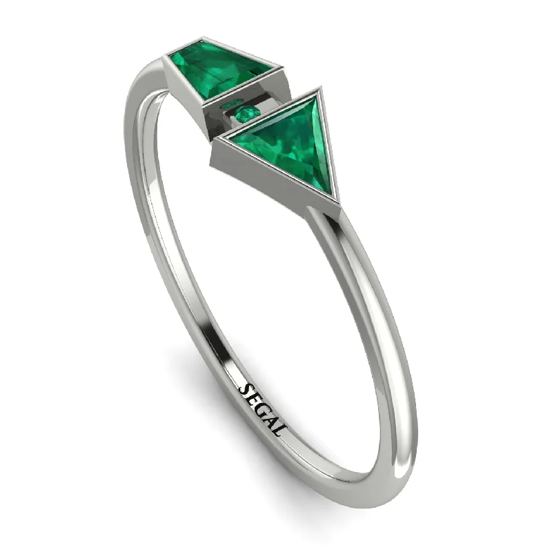 women's rings animal-shaped -Geometrical Arrow Emerald Ring - Gracie No. 21