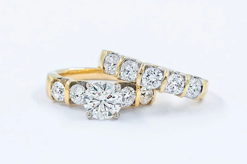 engagement rings with asymmetrical band -3.75 ctw Chunky Round Diamond Wedding Set