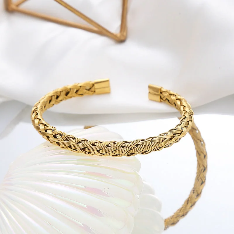 Woven Bracelet-Gold K4-08