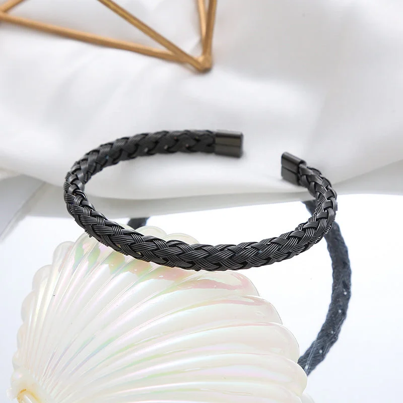 Woven Bracelet-Black K4-09